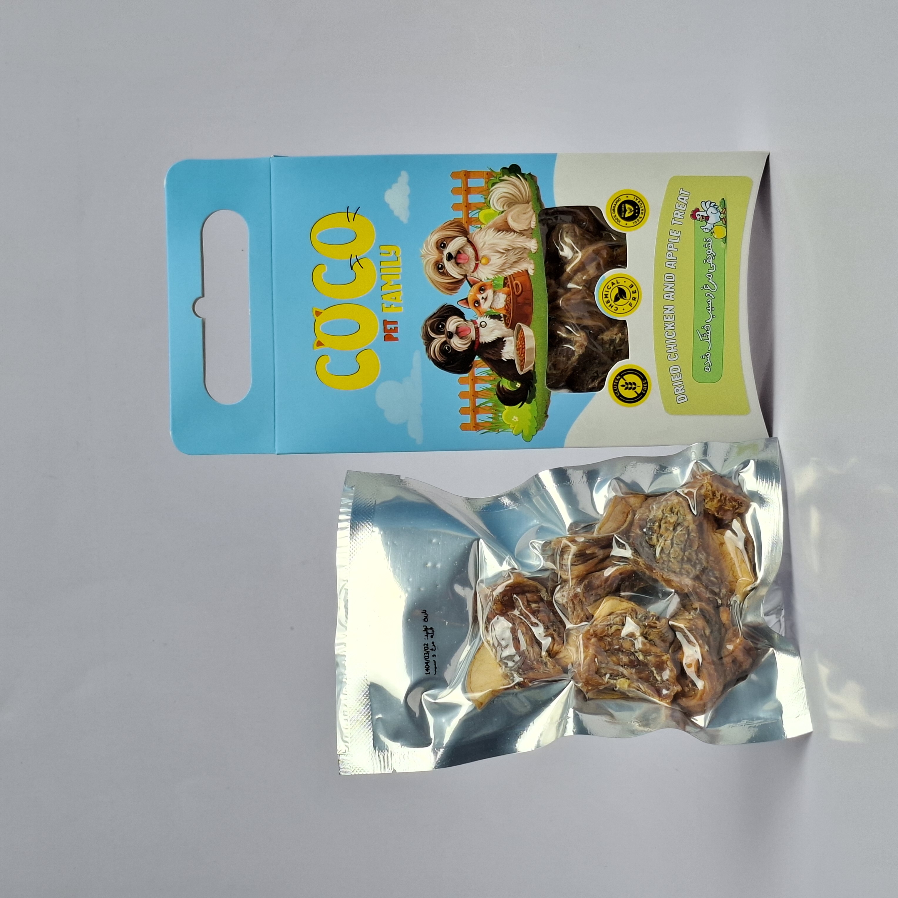 تشویقی مرغ و سیب خشک شده